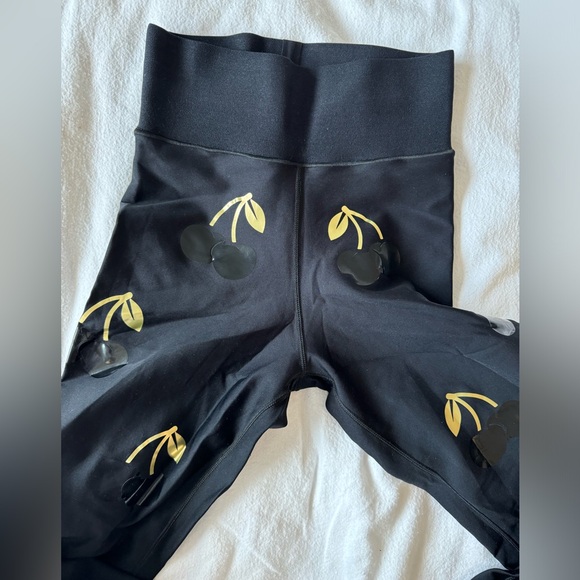 Ultracore Cherry Legging - Picture 4 of 4